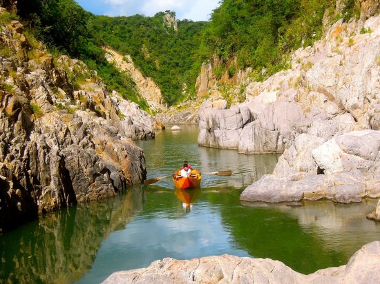 madriz somoto canyon tour