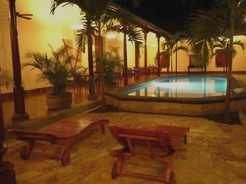 hotelaboconapiscinalarga