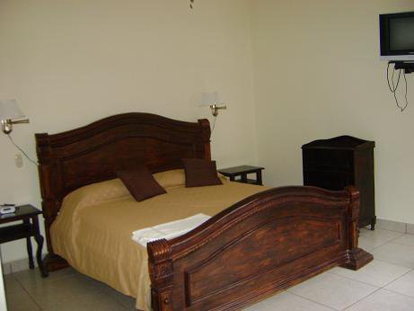 hotelrealgranadahabitacionuno